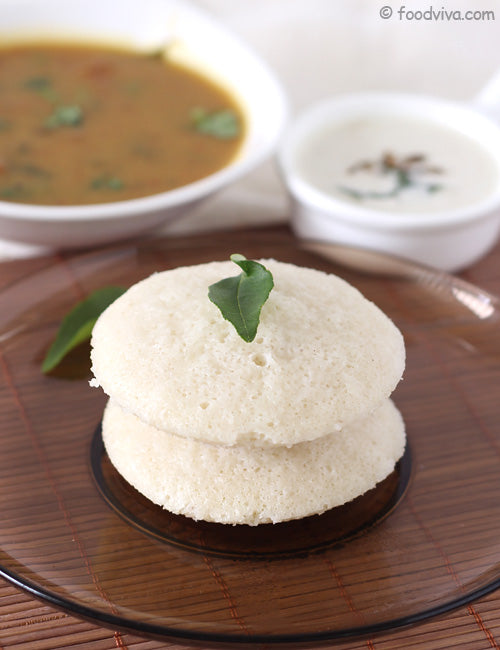 Classic Steamed Idlis (2 pcs)
